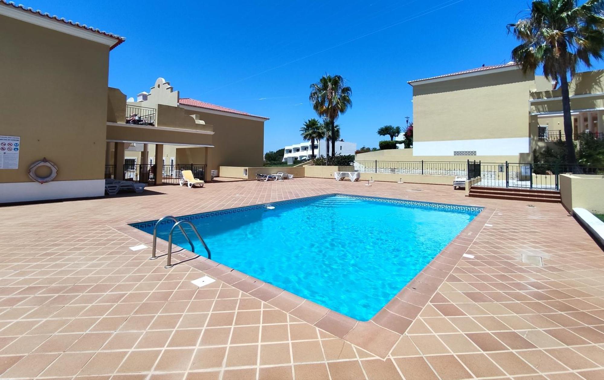 1D Areias De Porches, Pool & A/C - Casas & Papeis Apartment Armacao de Pera Ngoại thất bức ảnh